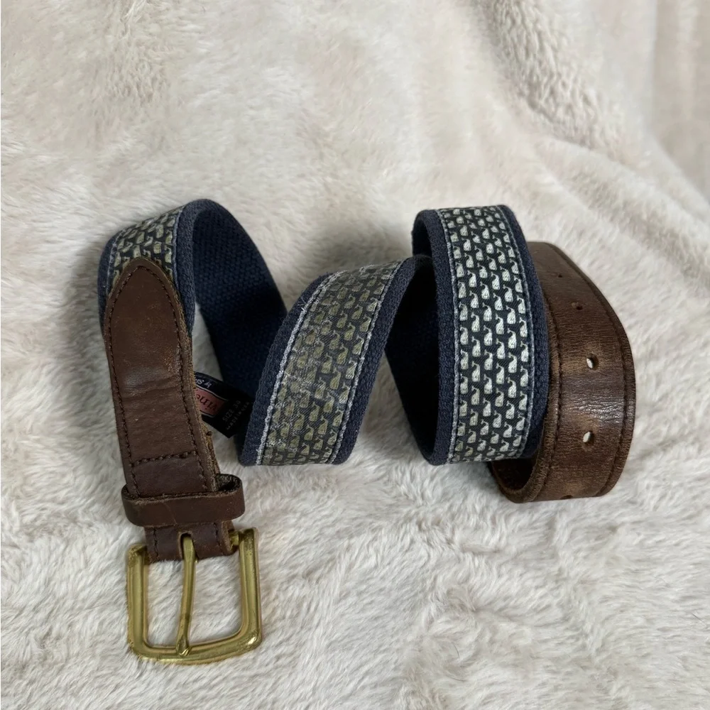 Vineyard Vines Vintage Repeating Whale Mens Belt Sz 34 *Flaw*